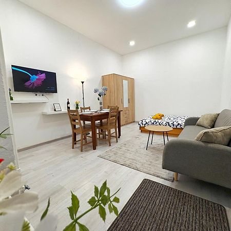 Central Private Apartment-7Pax Budapest Ngoại thất bức ảnh