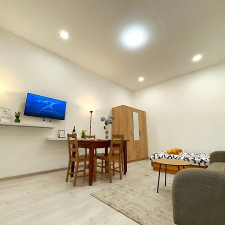 Central Private Apartment-7Pax Budapest Ngoại thất bức ảnh